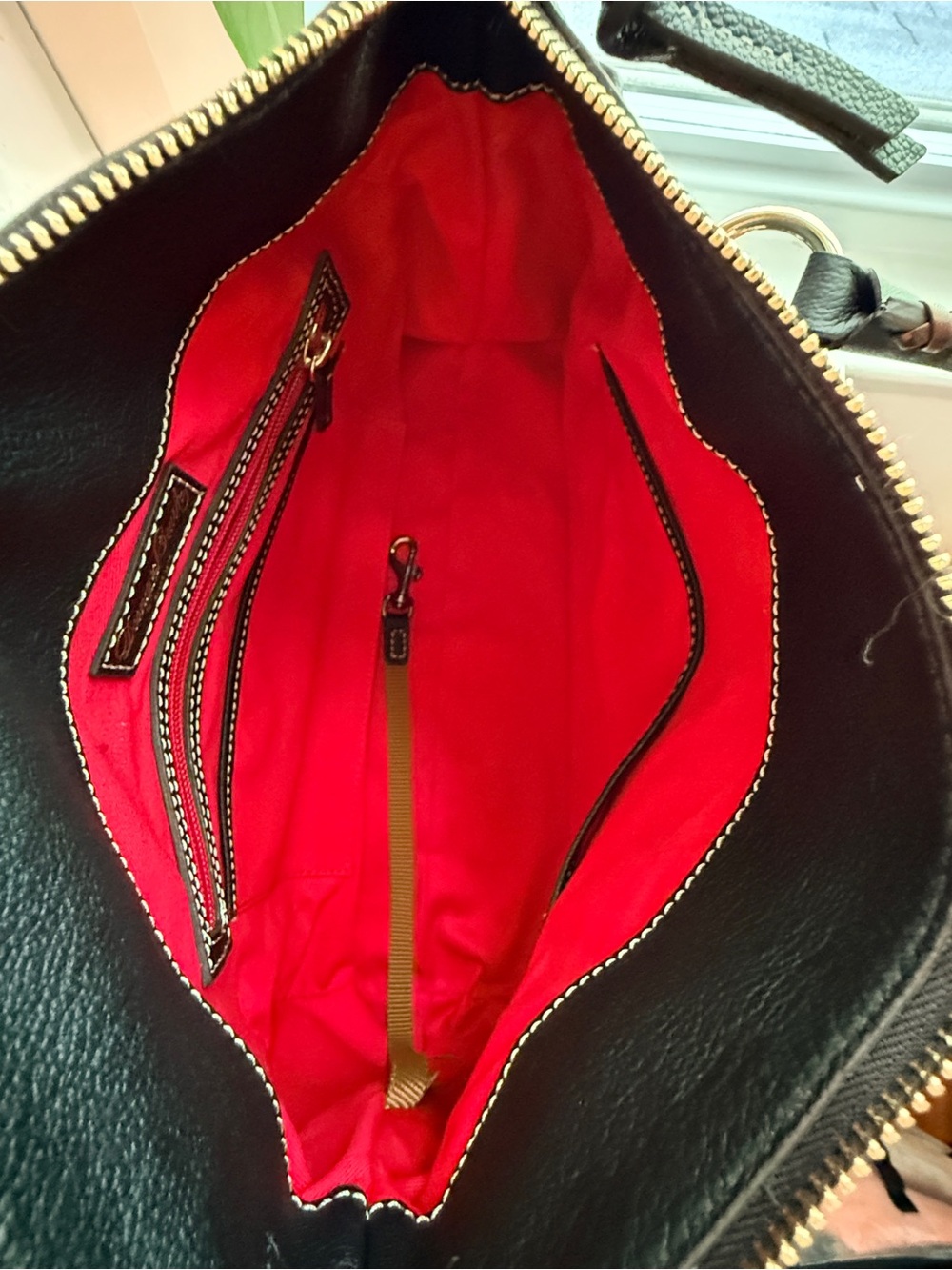 Dooney & Bourke | Black Leather Sorrento Satchel 30 - Picture 10 of 15